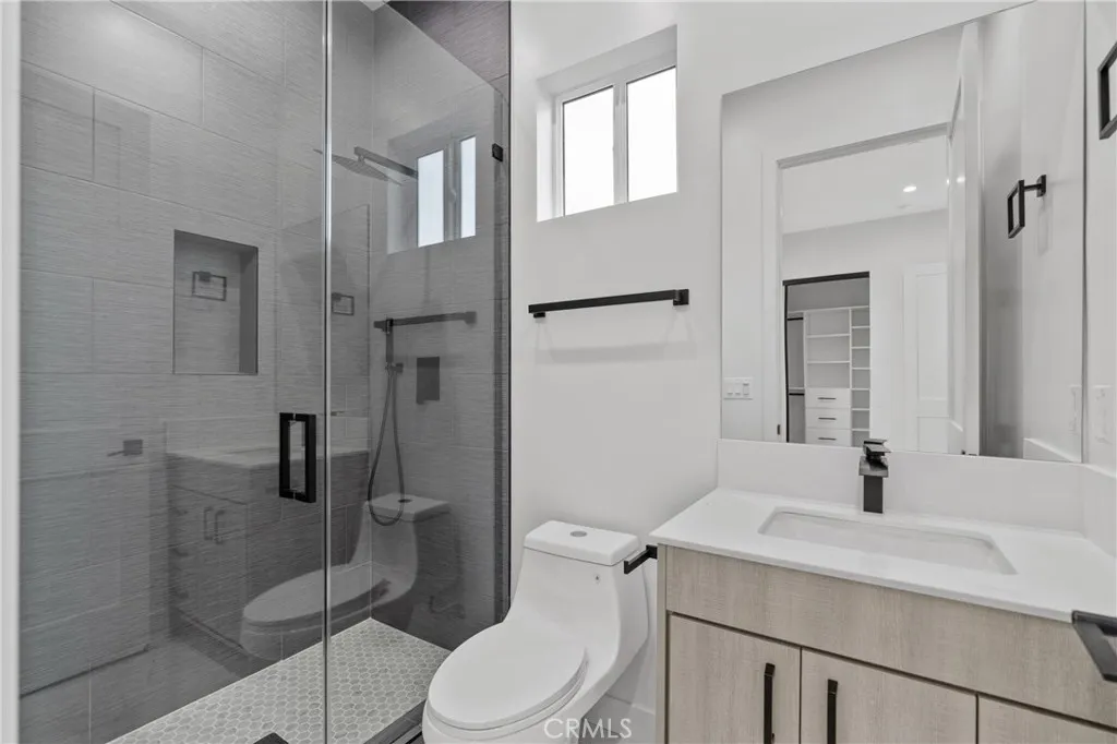 Additional image 7 of 17315 Los Alimos Unit 1/2, Granada Hills, CA 91344