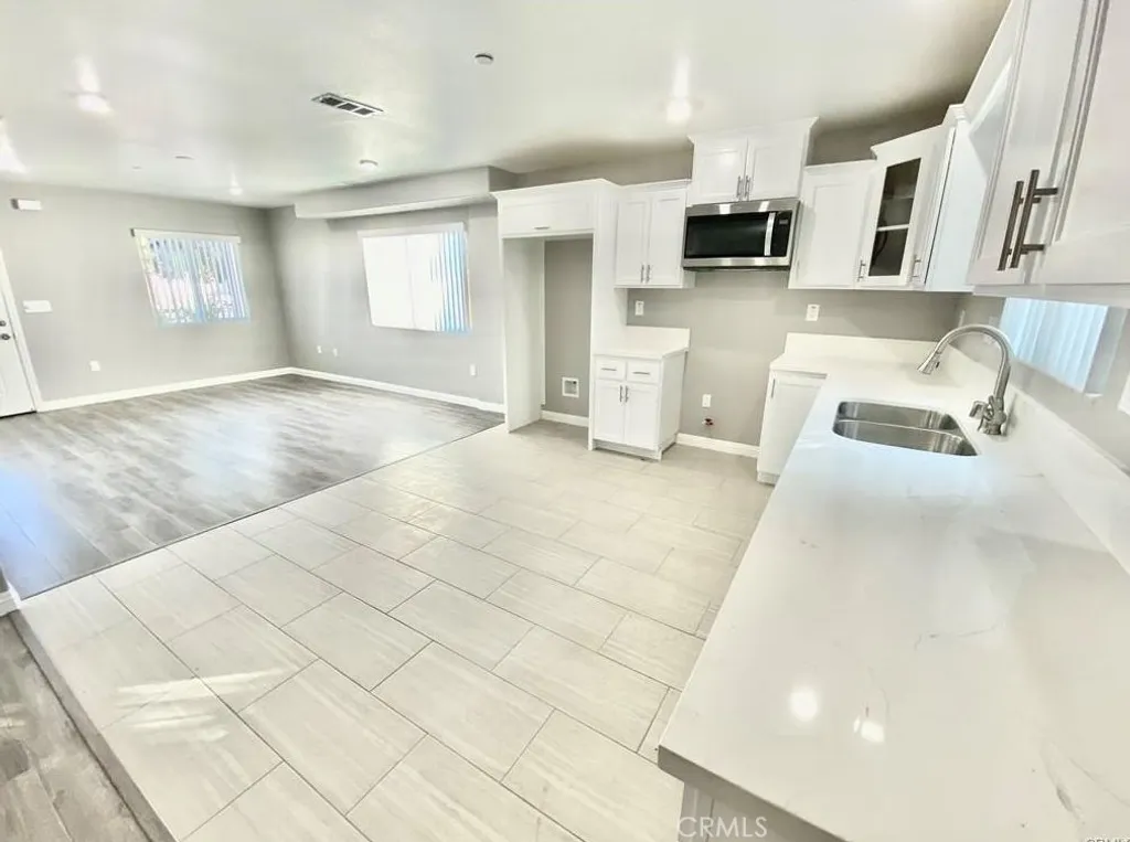 Additional image 6 of 10617 S Broadway, Los Angeles, CA 90003