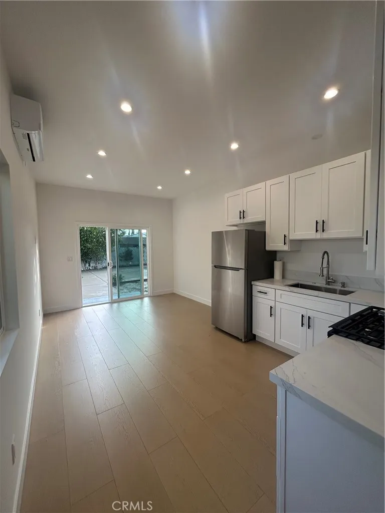 Additional image 13 of 11052 Emelita St., North Hollywood, CA 91601