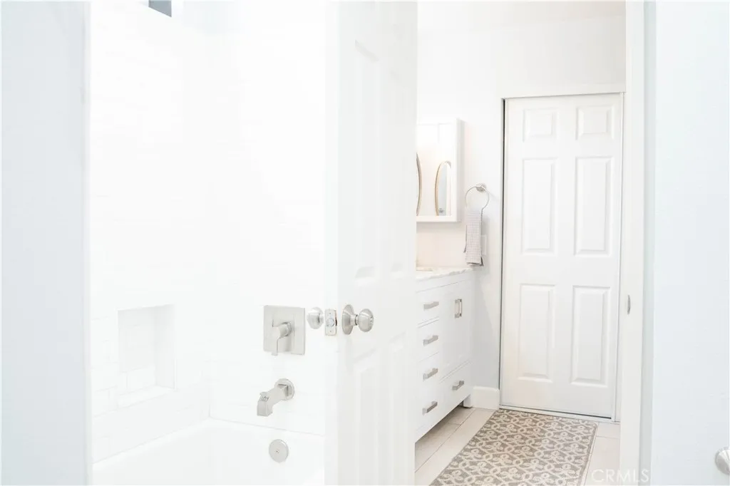 Additional image 6 of 4705 Kester Unit 106, Sherman Oaks, CA 91403