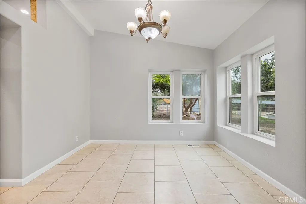 Additional image 10 of 15608 Tierra Rejada Rd S, Moorpark, CA 93021