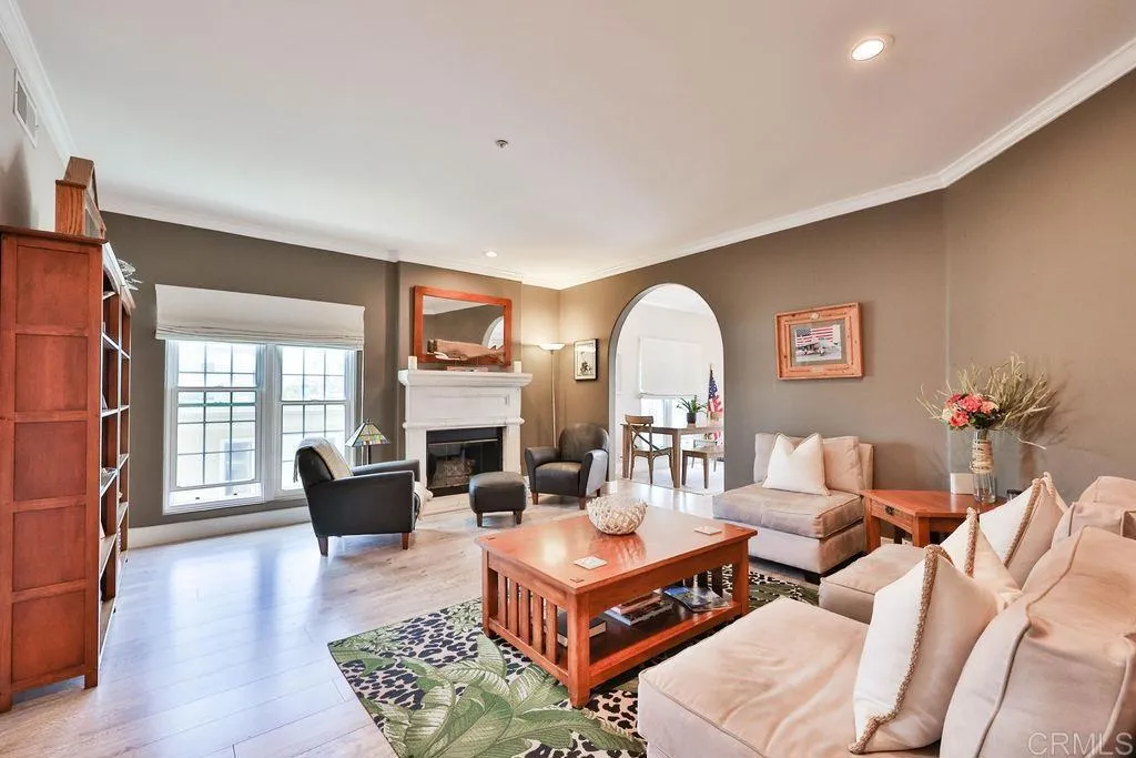 Additional image 81 of 229 Orange Ave Unit 3, Coronado, CA 92118