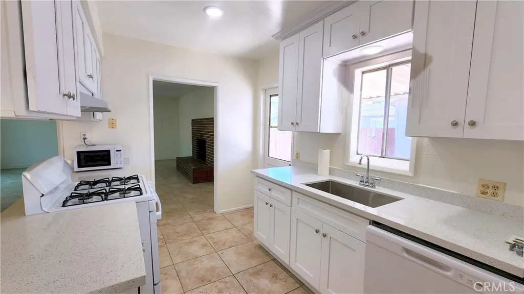 Additional image 25 of 742 E F Street Unit Front, Ontario, CA 91764