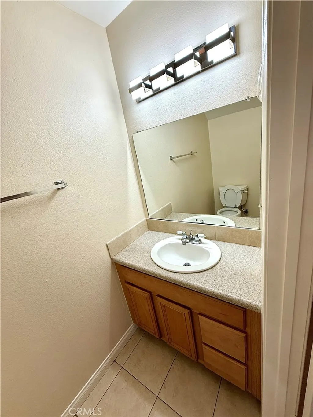 Additional image 6 of 6439 Woodman Ave Unit 1, Van Nuys, CA 91401
