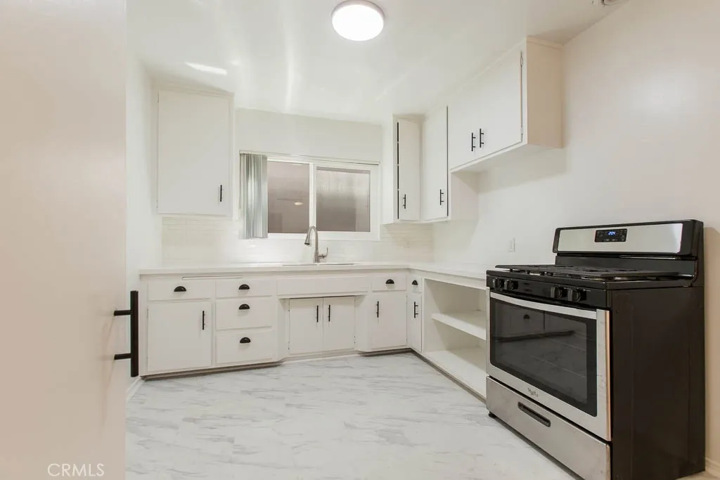 Additional image 8 of 930 N Stanley Avenue Unit 4, West Hollywood, CA 90046