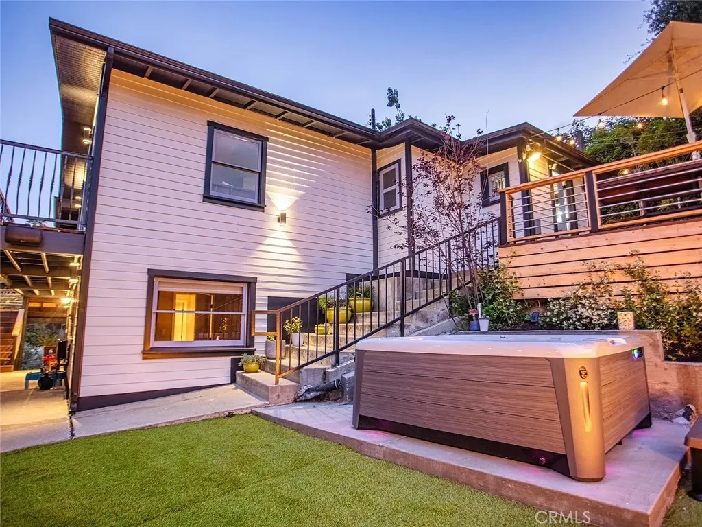 Additional image 3 of 2597 Dearborn, Los Angeles, CA 90068