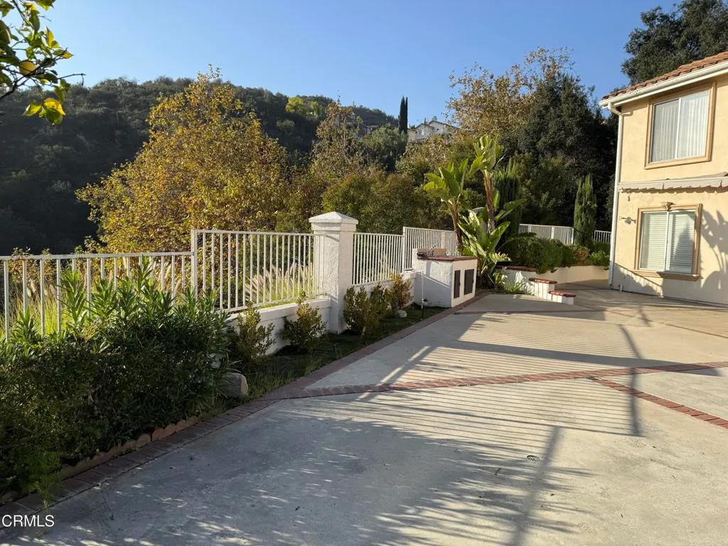 Additional image 30 of 833 Calle La Primavera, Glendale, CA 91208