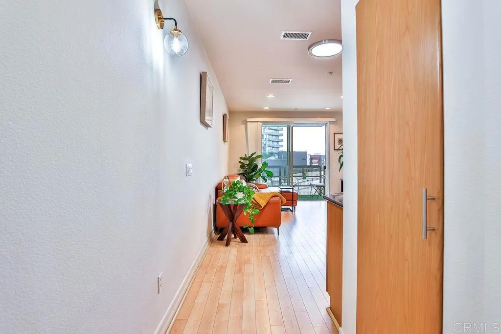 Additional image 25 of 1225 Island, San Diego, CA 92101