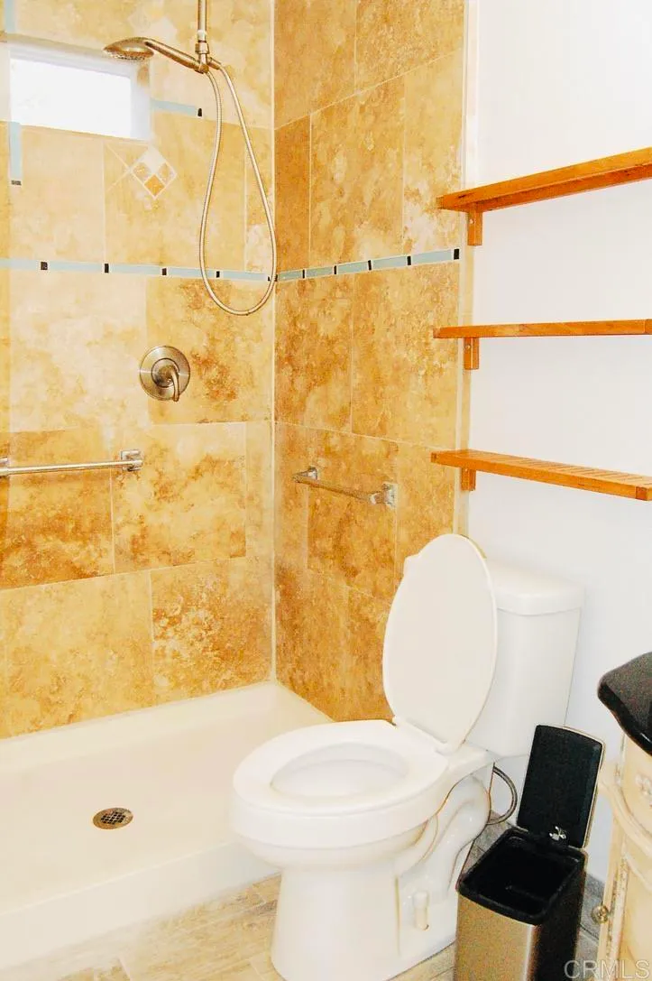 Additional image 31 of 736 Mar Vista Dr, Vista, CA 92081