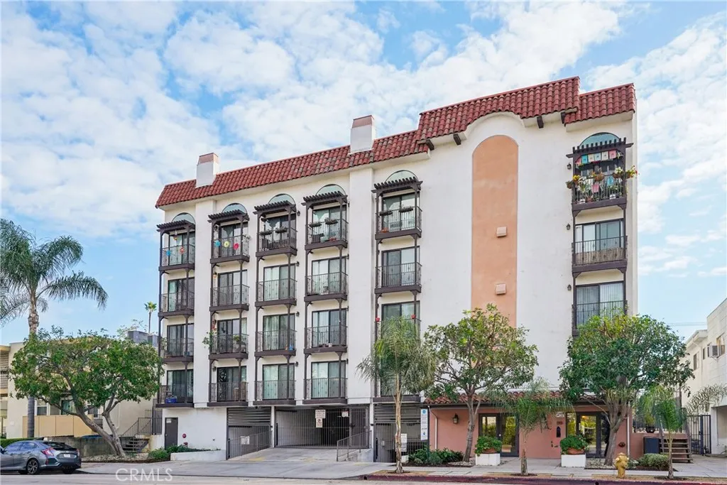 Additional image 23 of 11162 Camarillo St Unit 106, West Toluca Lake, CA 91602