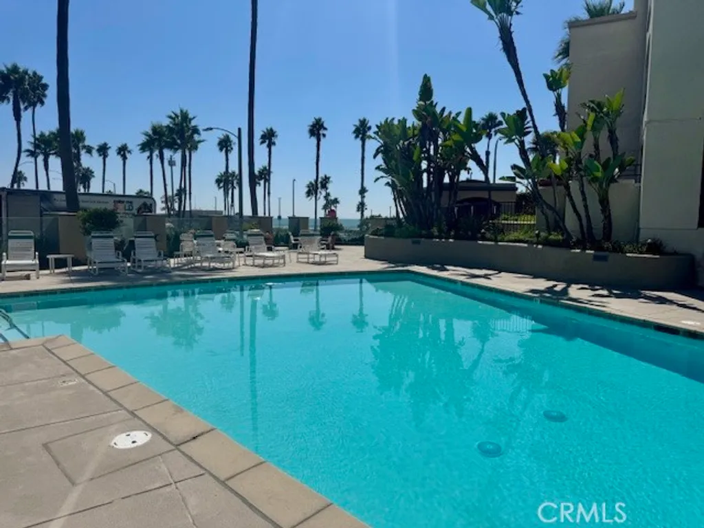 Additional image 5 of 200 Pacific Coast St, Huntington Beach, CA 92648