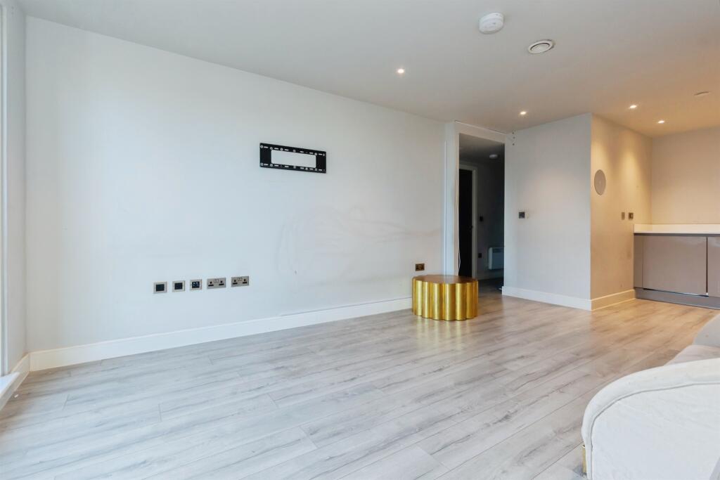 Additional image 7 of Broad Street, Birmingham