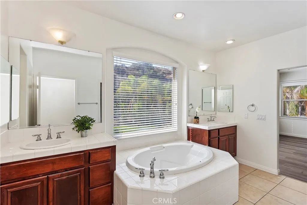 Additional image 88 of 1678 Honors Cir, Corona, CA 92883