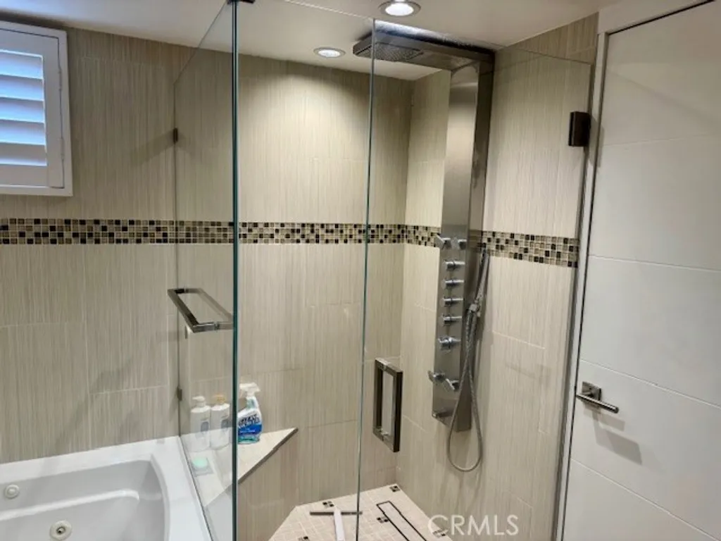 Additional image 25 of 200 Pacific Coast St, Huntington Beach, CA 92648