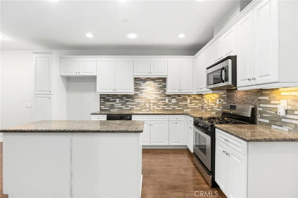 Additional image 33 of 760 S Olive St, Anaheim, CA 92805