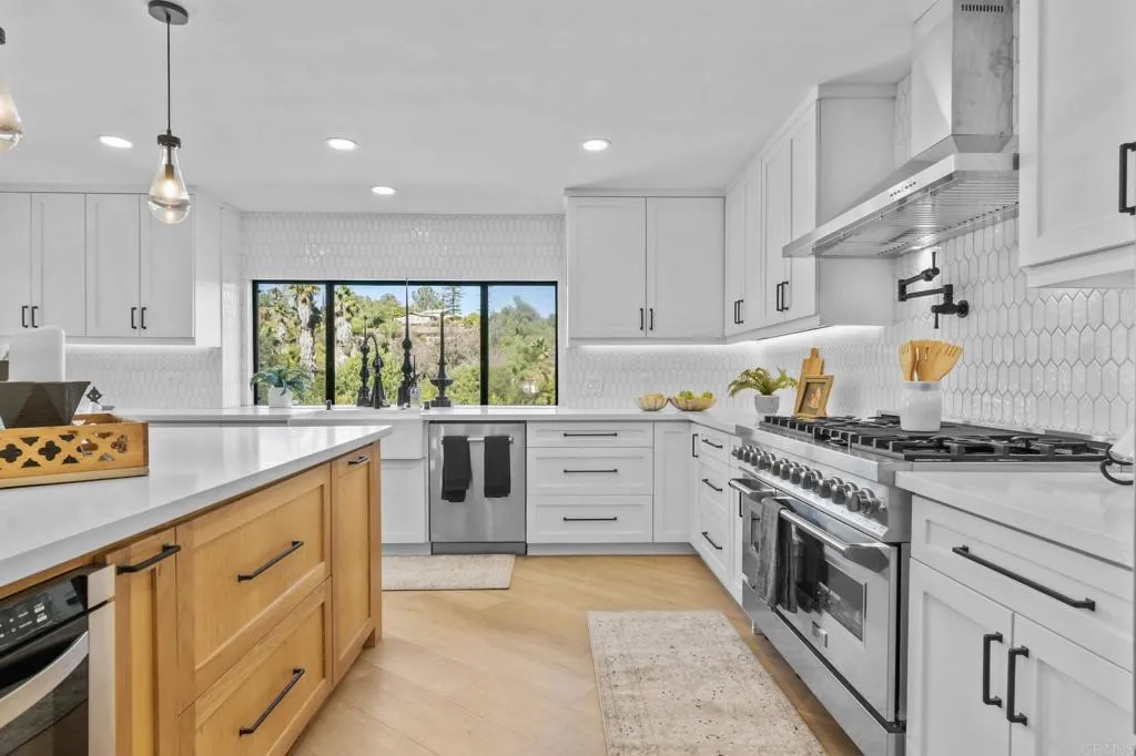 Additional image 16 of 1051 Via Rancho Parkway, Escondido, CA 92029