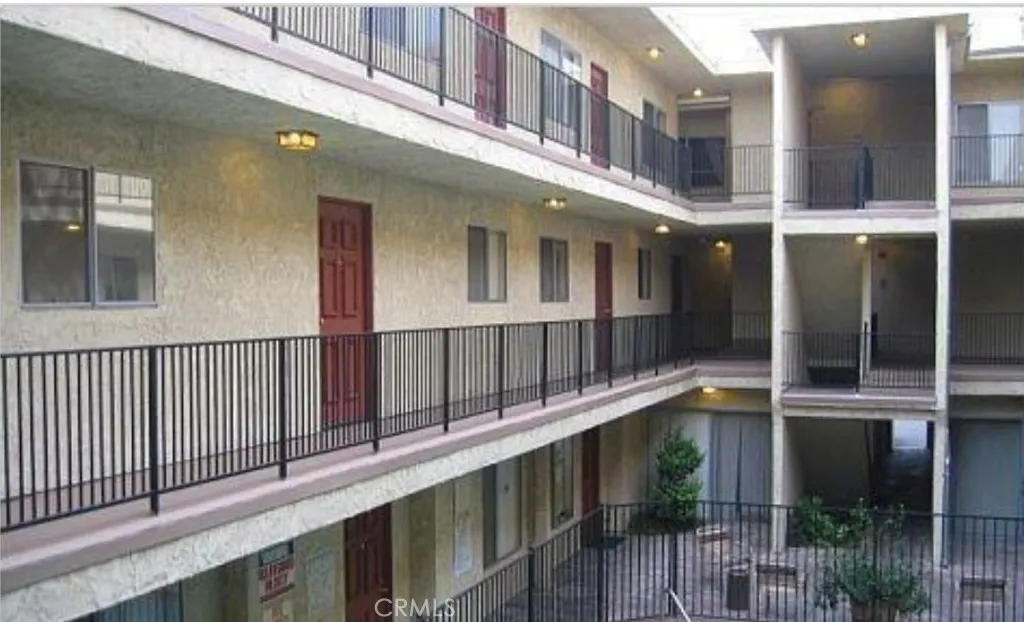 Additional image 18 of 21219 Roscoe Boulevard Unit 215, Canoga Park, CA 91304