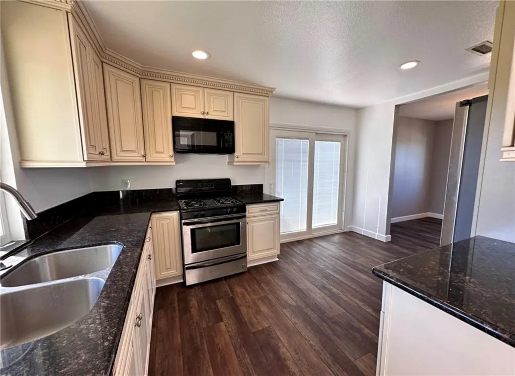 Additional image 6 of 1261 Harold Ave, Simi Valley, CA 93065