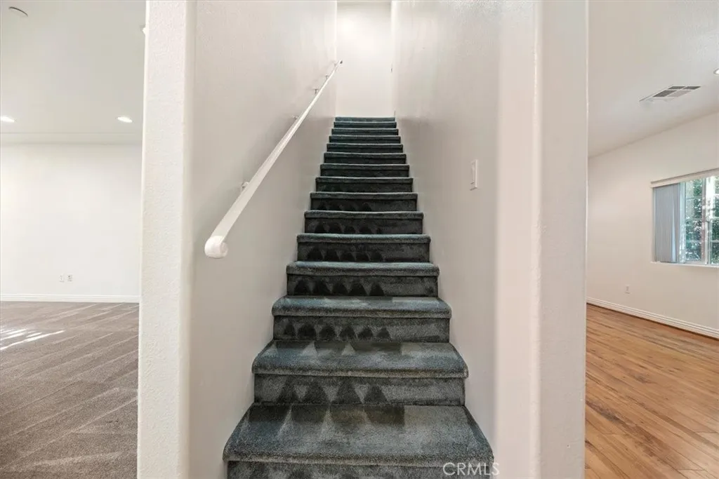 Additional image 30 of 637 N. Fairview St Unit 102, Burbank, CA 91505