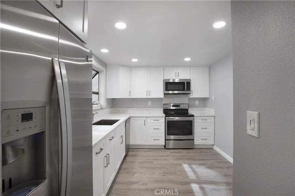 Additional image 51 of 57 Claret, Irvine, CA 92614