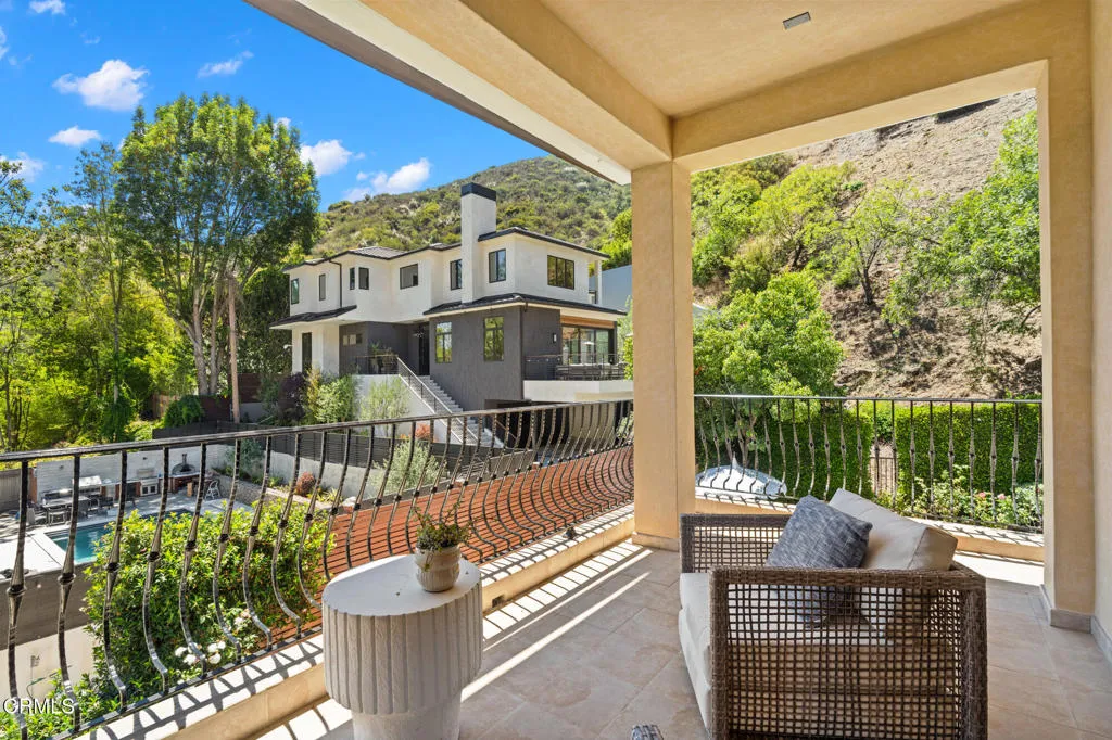 Additional image 34 of 1571 N Bundy Drive, Los Angeles, CA 90049