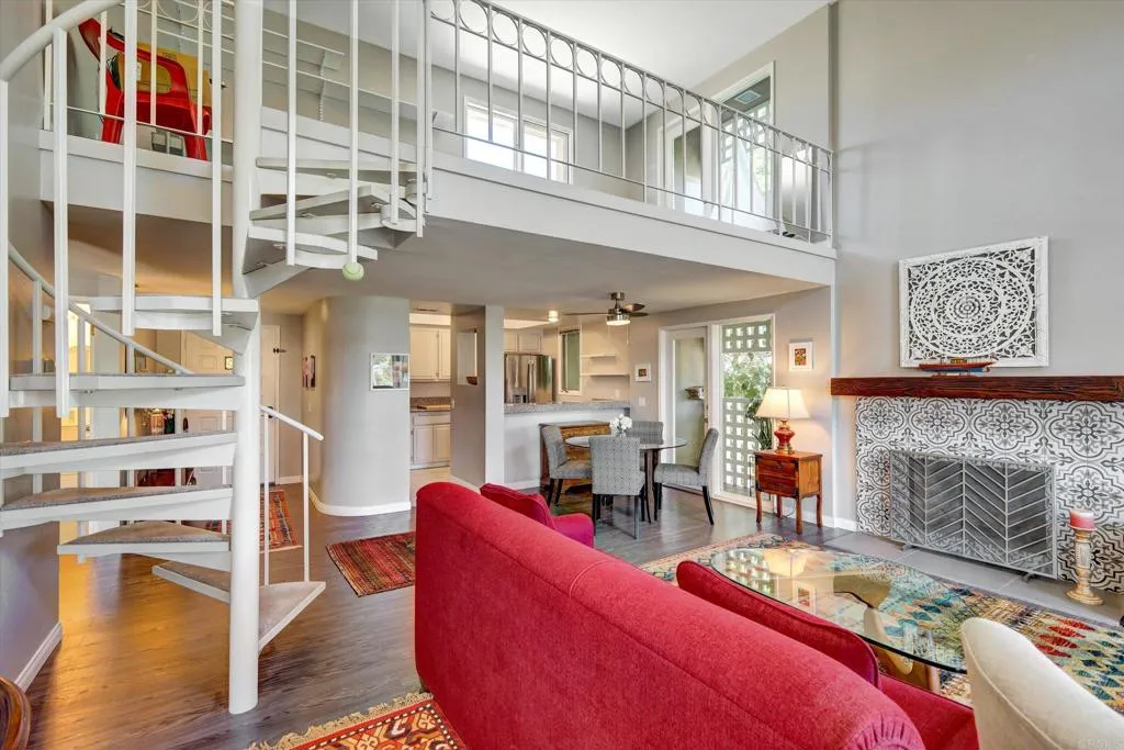 Additional image 9 of 4018 Nobel Drive Unit 301, San Diego, CA 92122