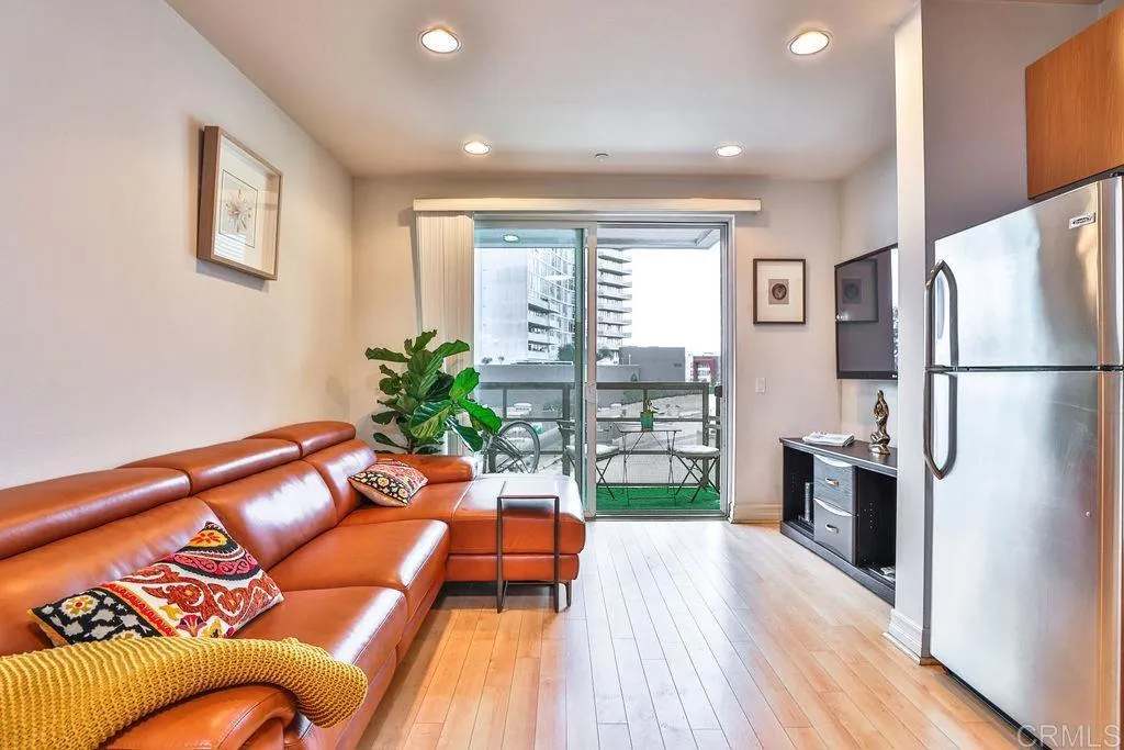 Additional image 41 of 1225 Island, San Diego, CA 92101