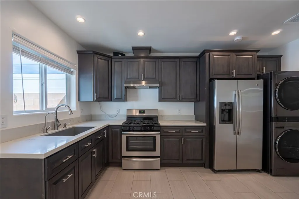 Additional image 2 of 10932 Oro Vista, Sunland, CA 91040