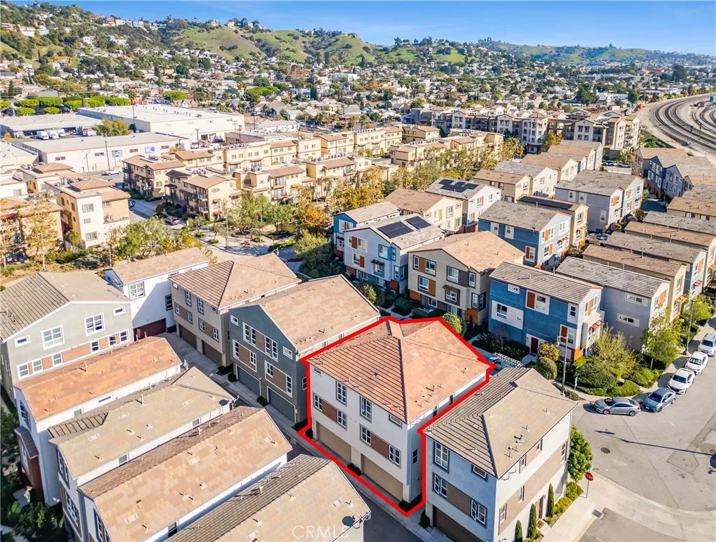 Additional image 76 of 2700 E.Chaucer Street Unit 2, Los Angeles, CA 90065