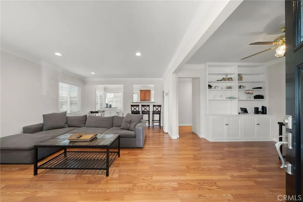 Additional image 8 of 2580 Westminster Avenue, Costa Mesa, CA 92627