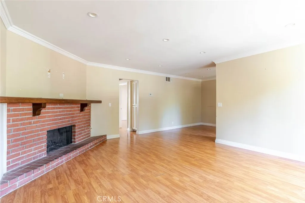 Additional image 6 of 909 E Garfield Ave Unit 3, Glendale, CA 91205