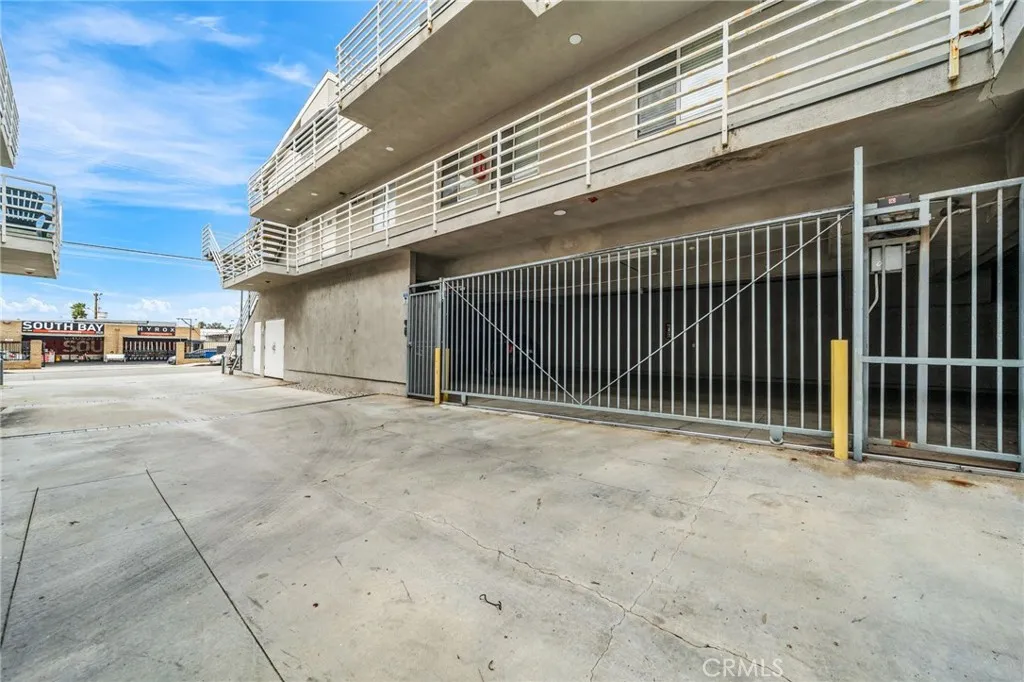 Additional image 44 of 728 5th Street, Hermosa Beach, CA 90254