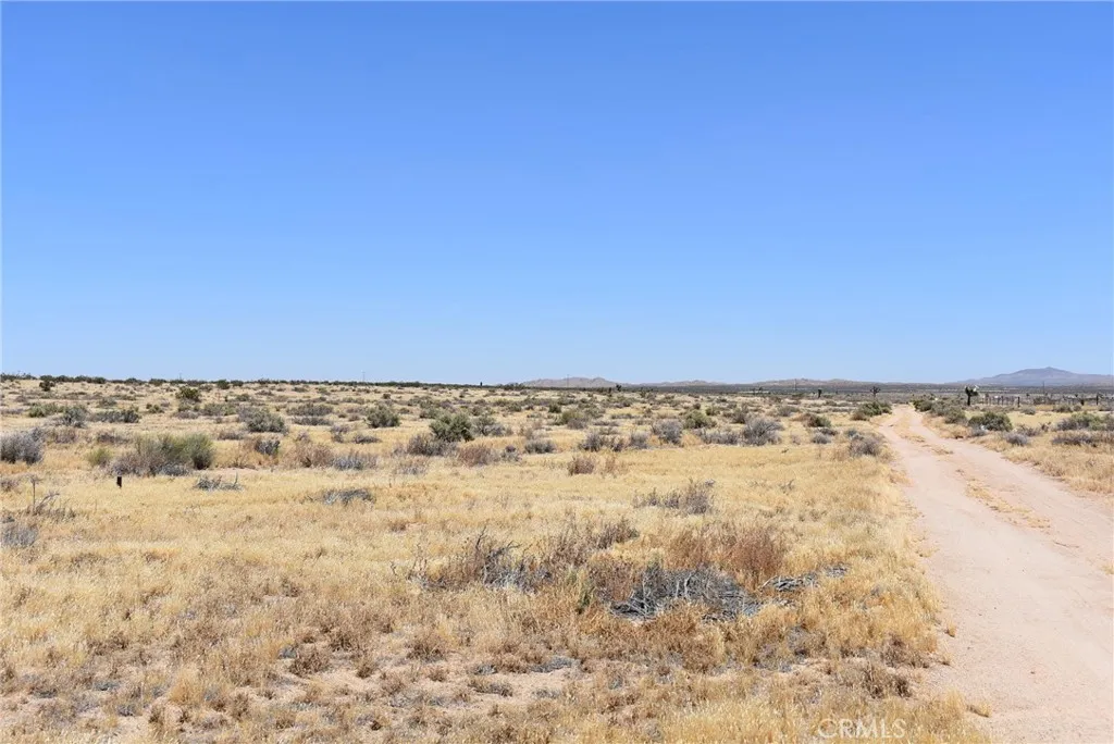 Additional image 7 of 19500 E Avenue F, Hi Vista, CA 93535