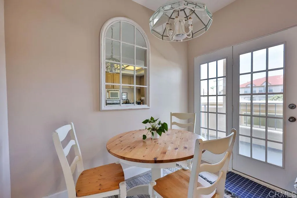 Additional image 94 of 229 Orange Ave Unit 3, Coronado, CA 92118