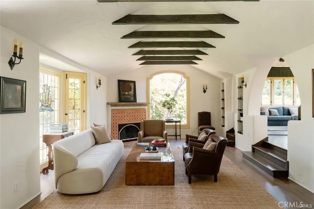 Additional image 3 of 15113 Encanto Drive, Sherman Oaks, CA 91403