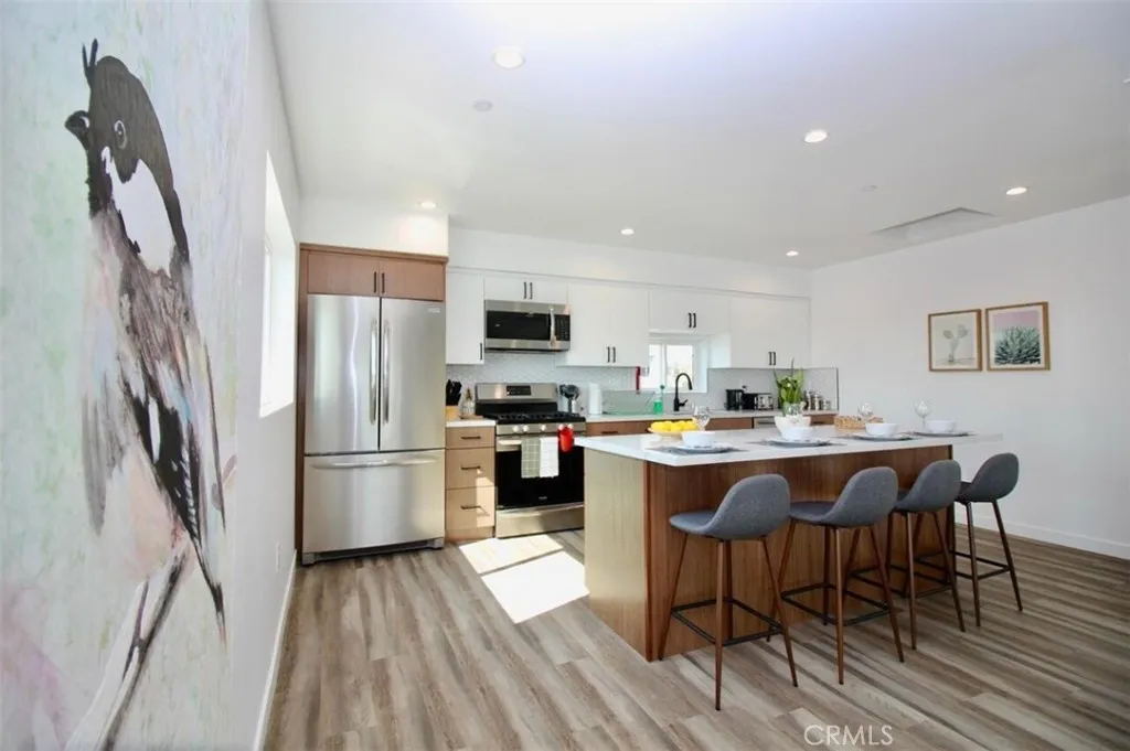 Additional image 11 of 1416 S Cloverdale Ave, Los Angeles, CA 90019