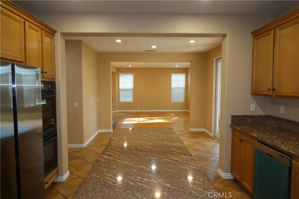 Additional image 7 of 1840 W Deerefield Road, Santa Ana, CA 92704