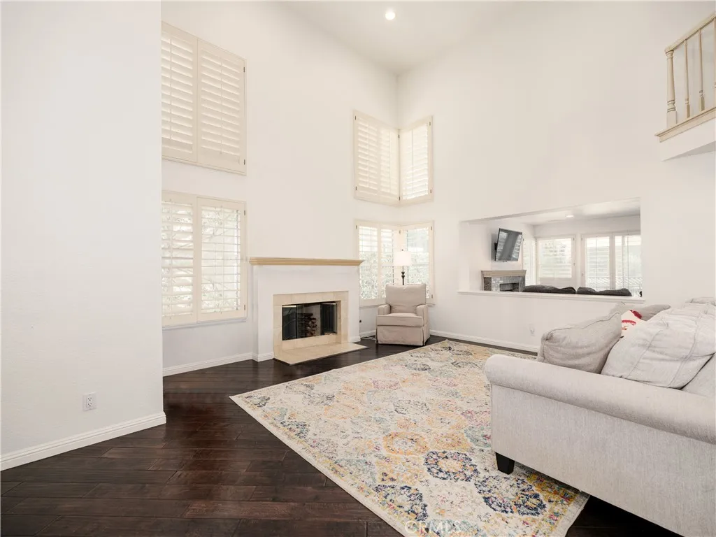 Additional image 6 of 24716 Calle Altamira, Calabasas, CA 91302