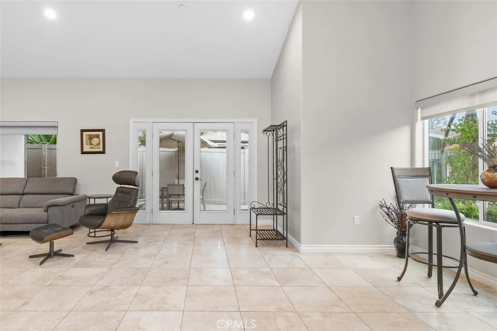 Additional image 6 of 16577 Knollwood Dr, Granada Hills, CA 91344