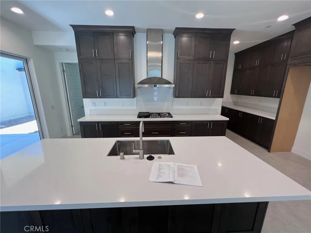 Additional image 57 of 114 Draw, Irvine, CA 92618