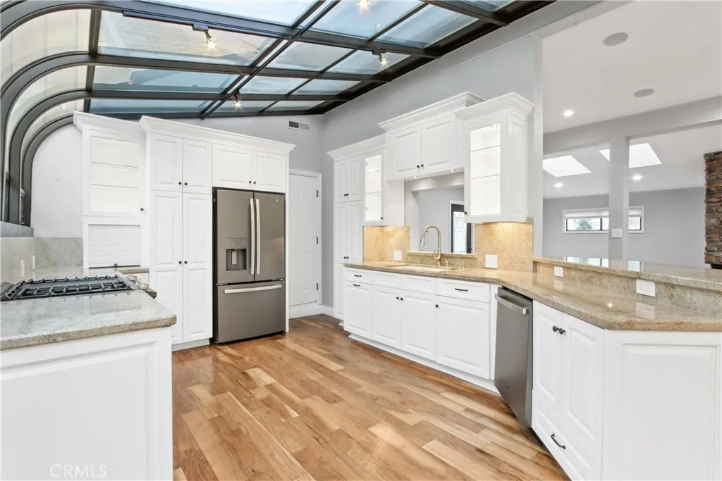 Additional image 4 of 447 Avenue E, Redondo Beach, CA 90277