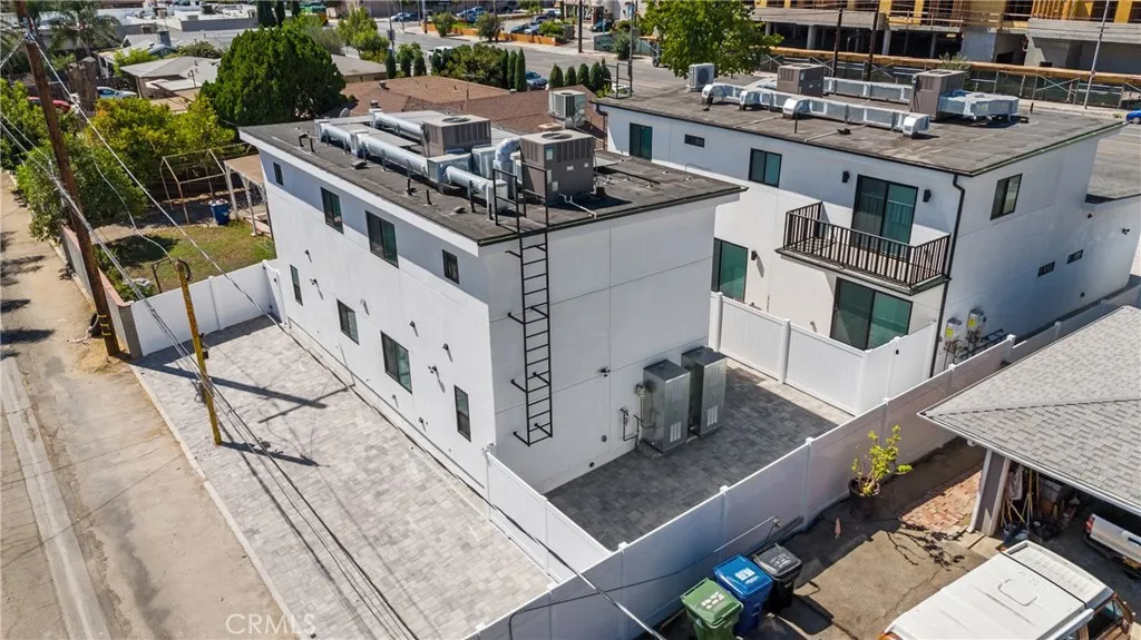 Additional image 22 of 11140 Woodley Avenue Unit 1/2, Granada Hills, CA 91344