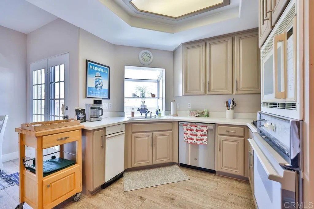 Additional image 90 of 229 Orange Ave Unit 3, Coronado, CA 92118