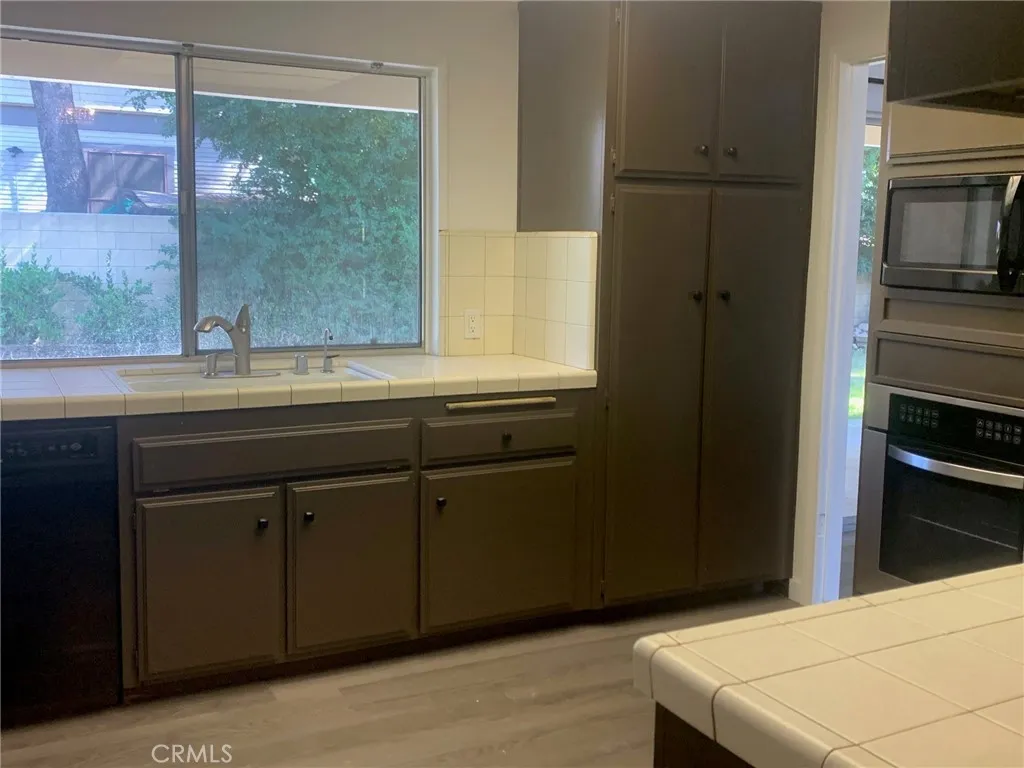 Additional image 31 of 2114 Forbes Ave, Claremont, CA 91711