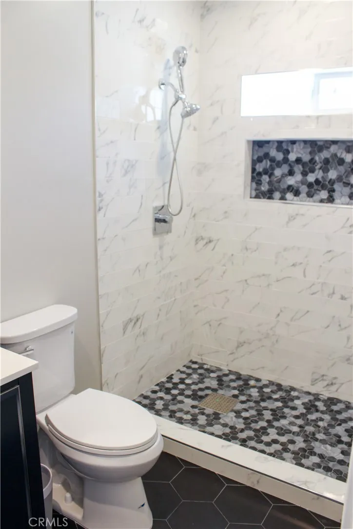 Additional image 17 of 15548 Saticoy, Van Nuys, CA 91406