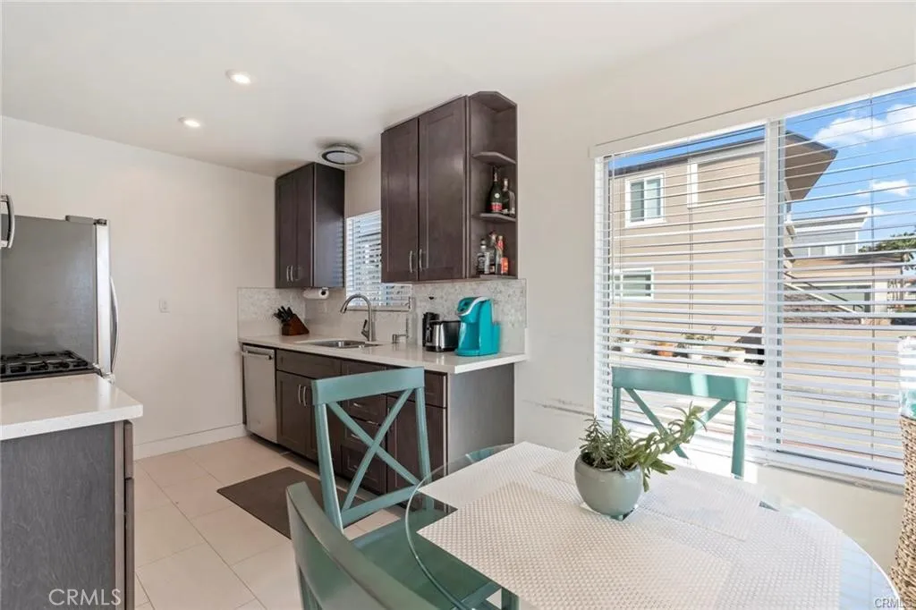 Additional image 8 of 418 E Oceanfront, Newport Beach, CA 92661