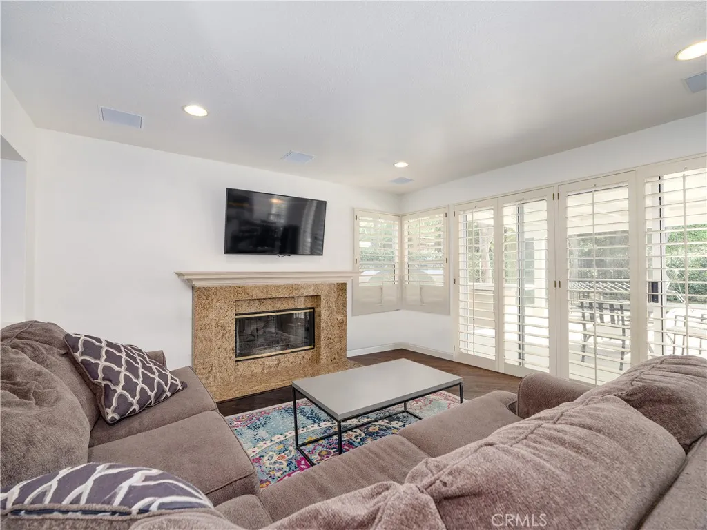 Additional image 12 of 24716 Calle Altamira, Calabasas, CA 91302