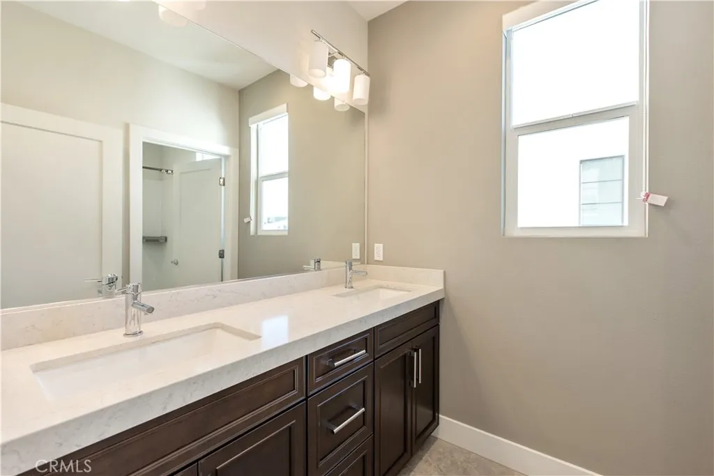 Additional image 52 of 255 Sawbuck, Irvine, CA 92618