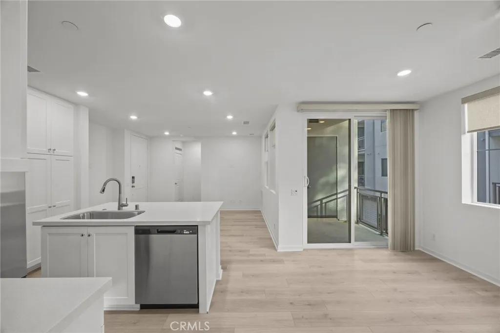 Additional image 46 of 980 N Tangent Privado Unit 202, Ontario, CA 91764