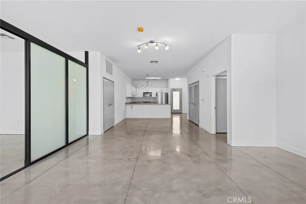 Additional image 37 of 435 W Center Street Promenade Unit 331, Anaheim, CA 92805